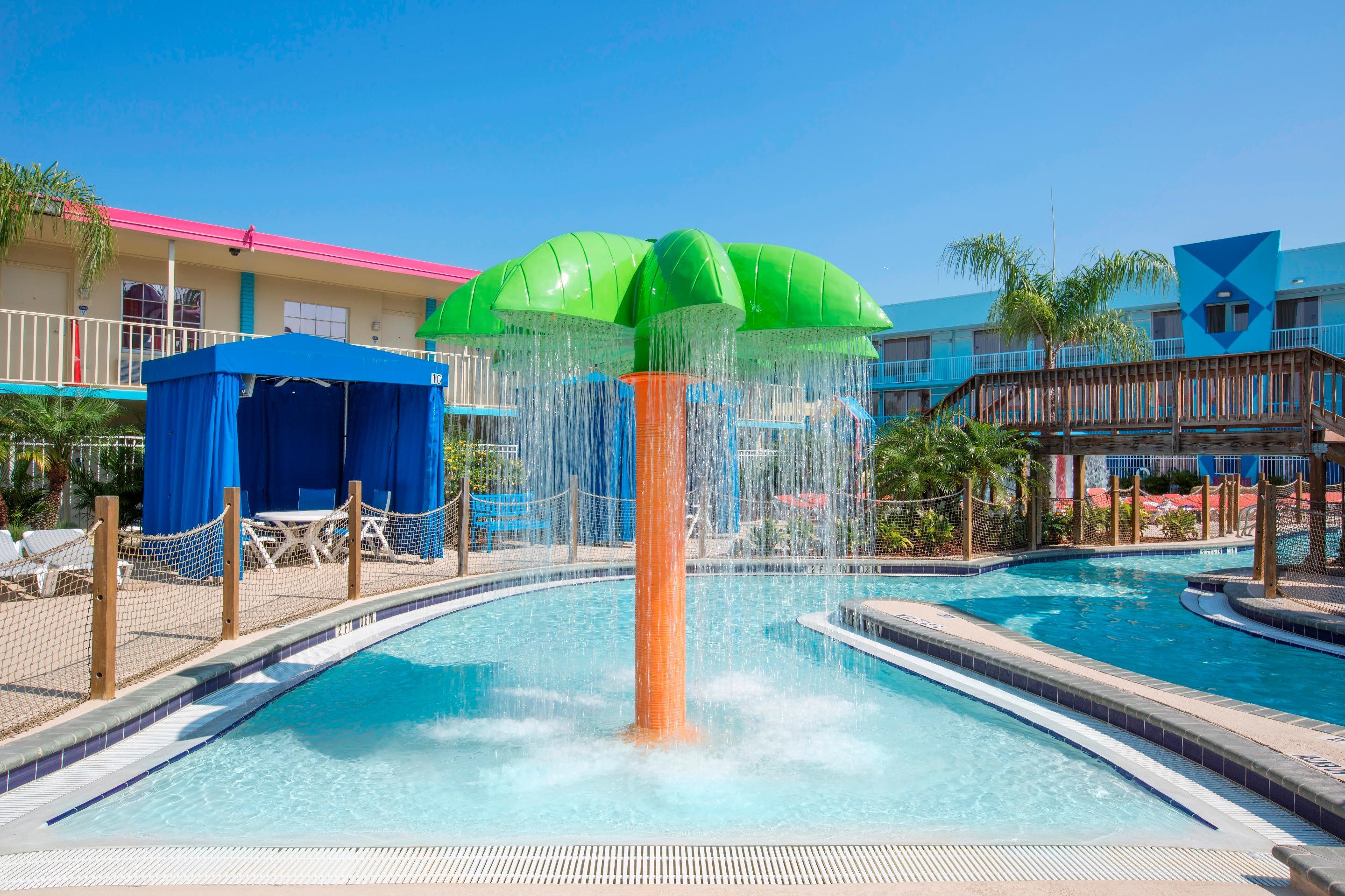 Готель Ramada By Wyndham Flamingo Water Park Кіссіммі Екстер'єр фото