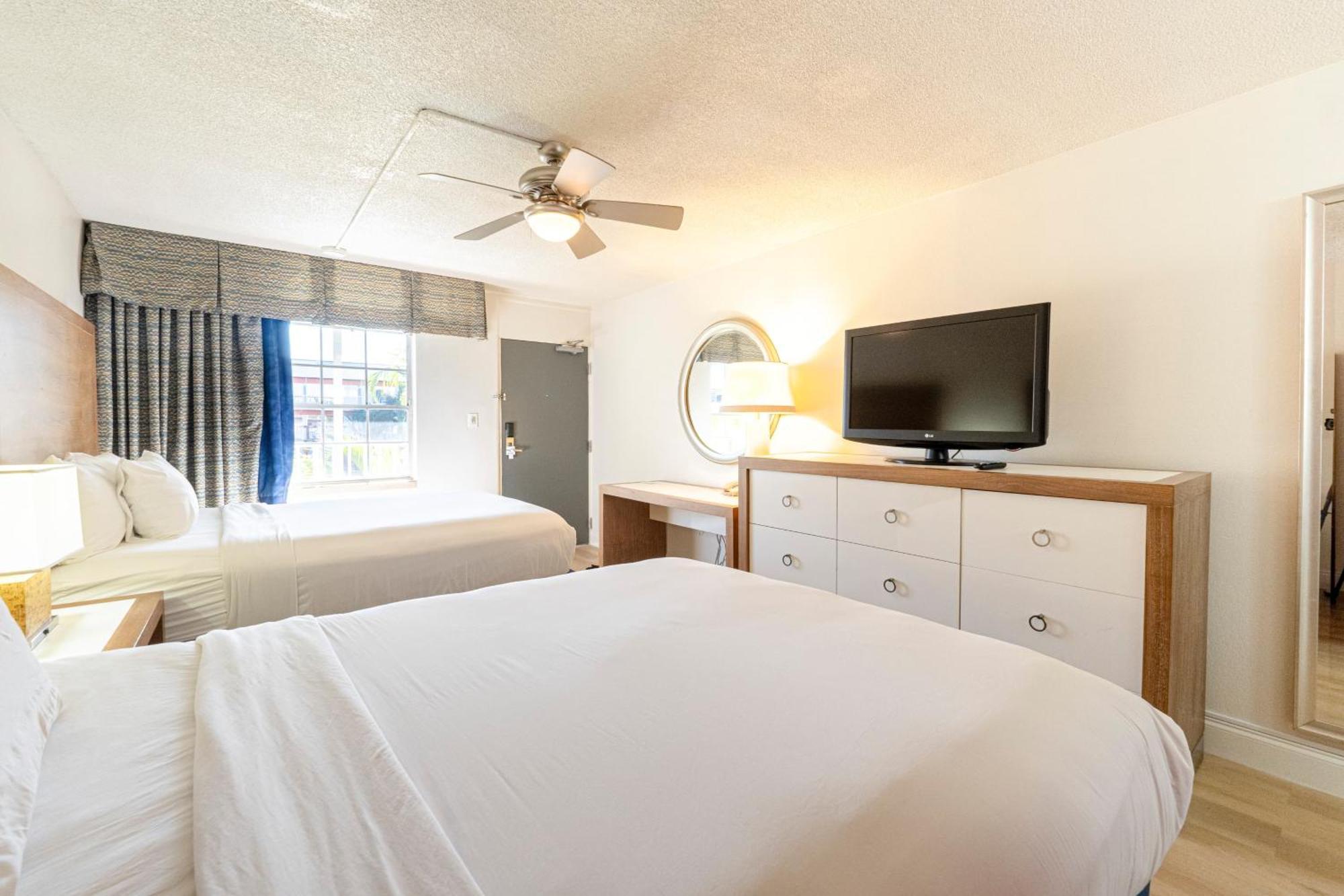 Готель Ramada By Wyndham Flamingo Water Park Кіссіммі Екстер'єр фото
