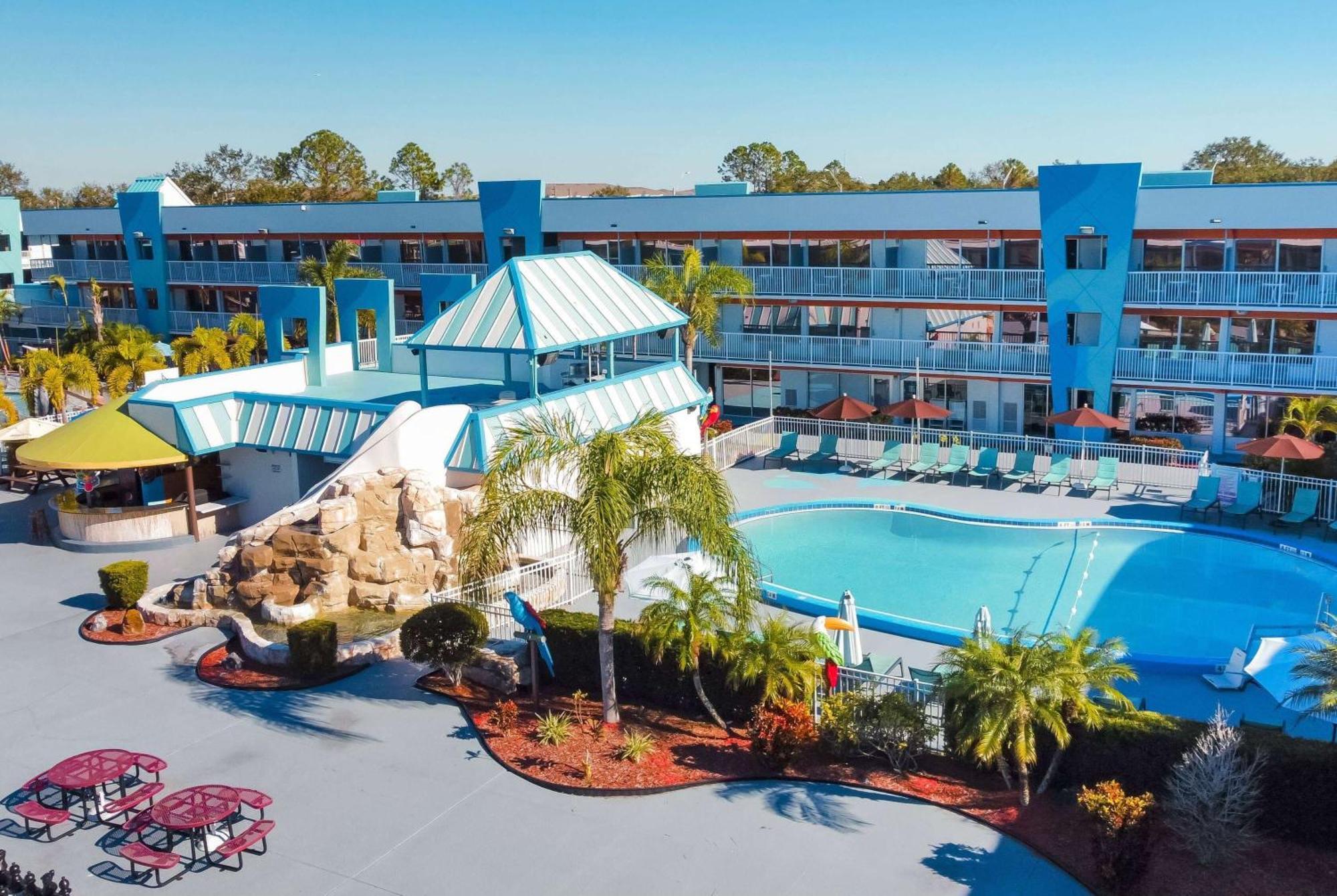 Готель Ramada By Wyndham Flamingo Water Park Кіссіммі Екстер'єр фото
