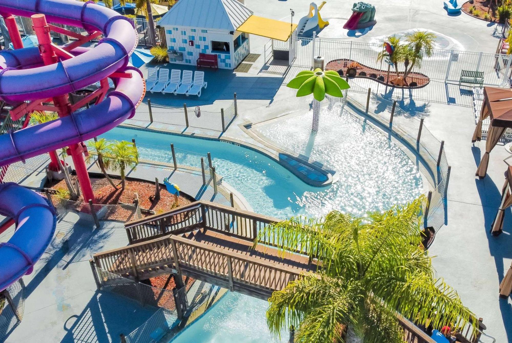 Готель Ramada By Wyndham Flamingo Water Park Кіссіммі Екстер'єр фото